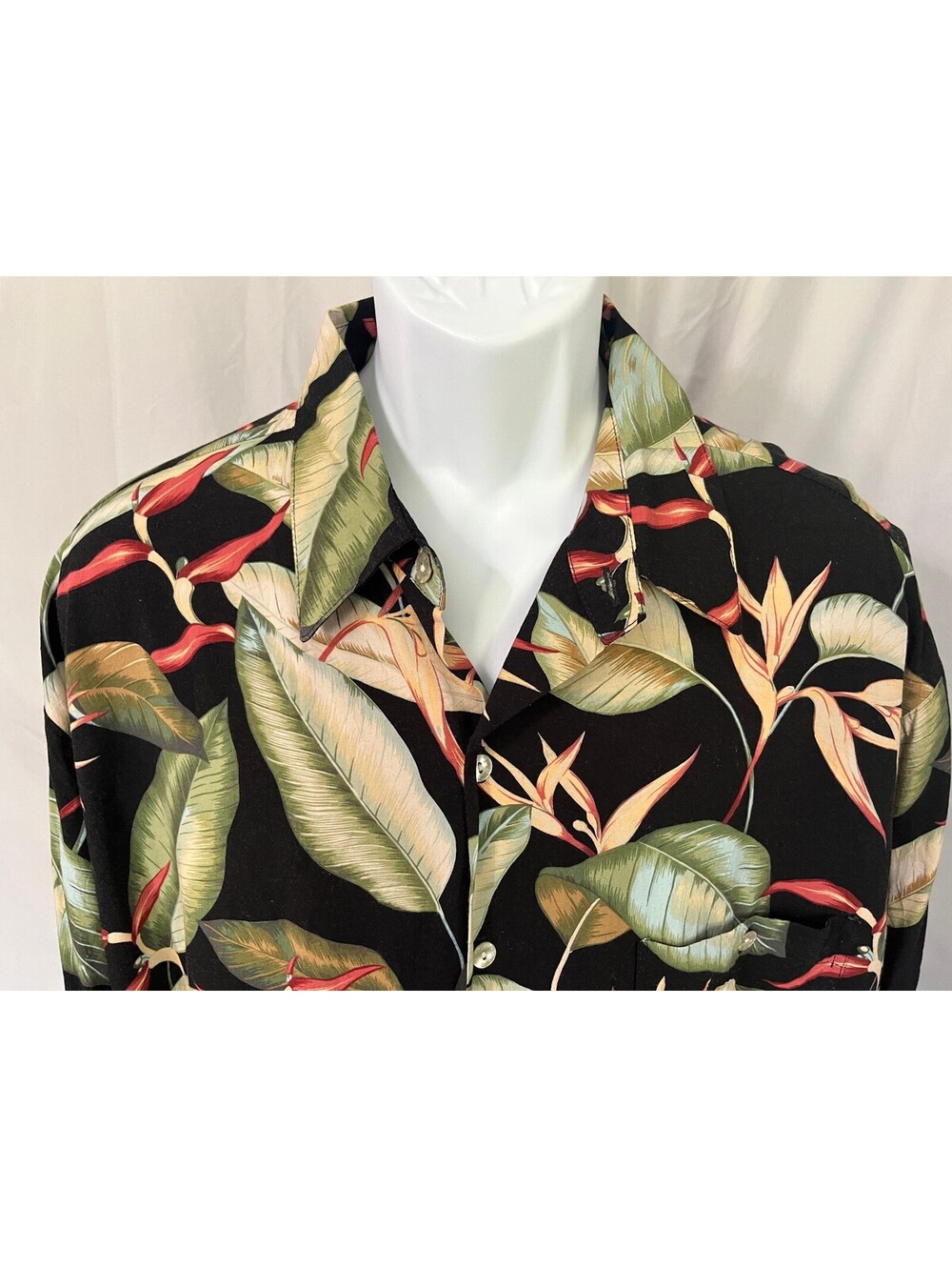 Tori Richard Men's Black Green Coral Viscose Rayon Hawaiian Shirt XL EUC